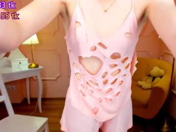 latina cam girl alien_leya image #2113263