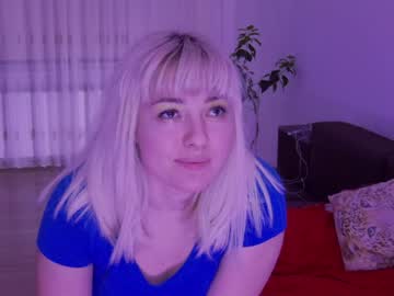 antonia_shine latina cam