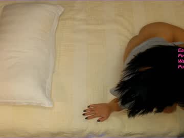 latina cam girl loonyko image #900063