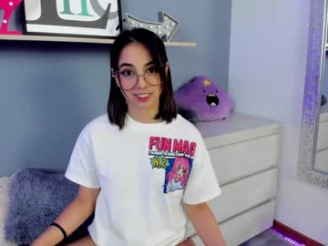 latina cam girl saschaholmen image #2131498