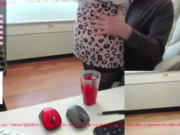 latina cam couple milf_viktoria image #2682987