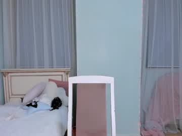 latina cam girl azumi_01 image #970809