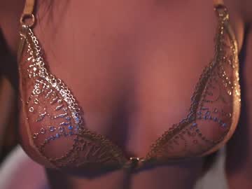 latina cam girl lucie_beltran image #4351434