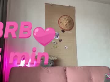 latina cam girl elli_harmon image #3127223