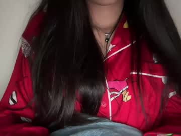 latina cam girl oopsy_daisy_7 image #3813787