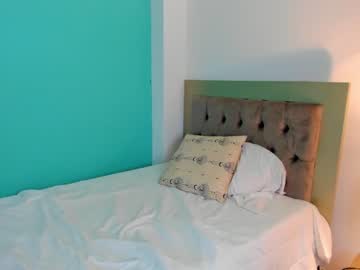 latina cam girl roberta_lipa image #2519413