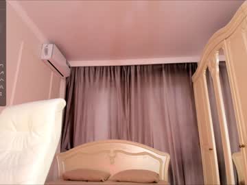 latina cam girl mia_mei_ image #4258654