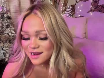 latina cam girl ari_02 image #3929007
