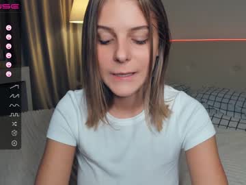 latina cam girl erline_may image #4400741
