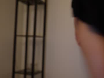 latina cam girl ellaa91 image #1330495