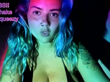 latina cam girl elliy_coy image #3389357