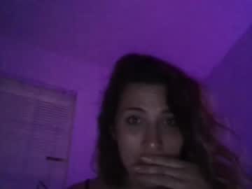 thislittledove latina cam