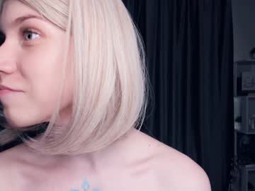 shiny_cute latina cam