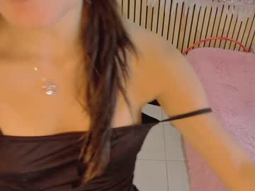 latina cam girl little_effy18 image #3951049