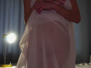 latina cam girl arielday image #3962930