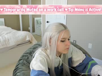 latina cam girl umami__tsunami image #582211