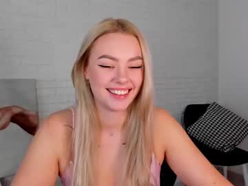 latina cam girl 8a8y_nura image #570474