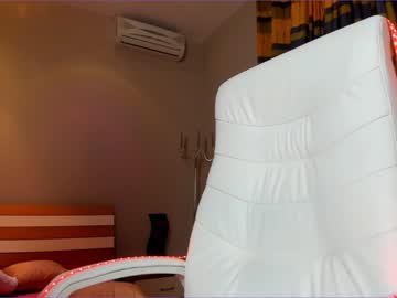 latina cam girl myon_yun image #513186