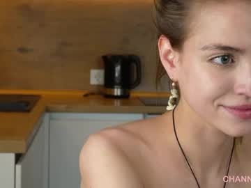 latina cam girl piranha_69 image #4631527