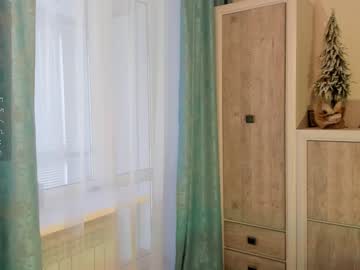 latina cam girl gentle_misss image #3982376