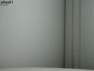 latina cam girl ellaa91 image #3725633