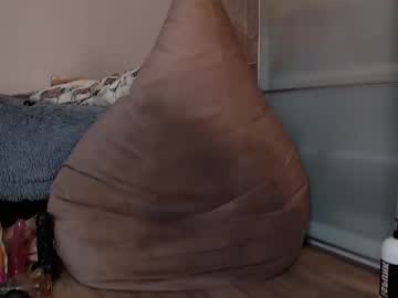 latina cam girl iara_mi image #1419351