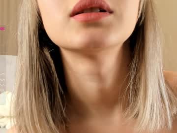 latina cam girl julieerickson image #3827796