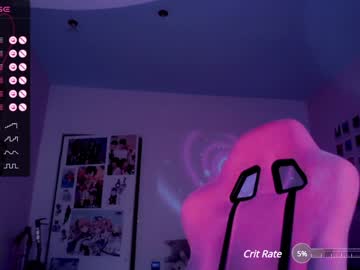 latina cam girl _b_a_n_s_h_e_e_ image #3832747