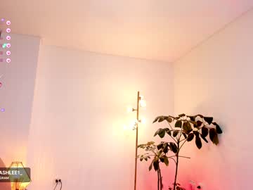 latina cam girl ashley2004_ image #4409060