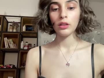latina cam girl wonderland_stia image #4283974