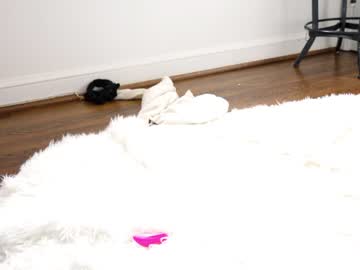 latina cam girl ellaa91 image #1367934