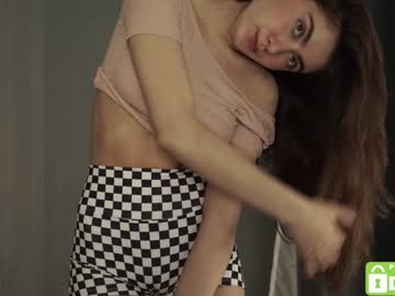 latina cam girl tessarosse_ image #2973417