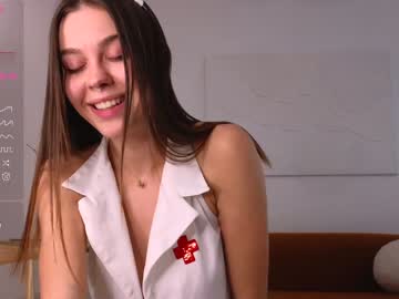 latina cam girl nika_lodge image #3461658