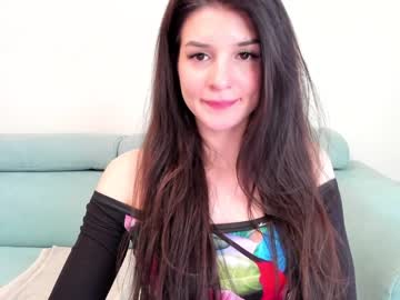 latina cam girl elaanna image #3959115