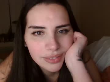 latina cam girl chloekittenuk image #4484102