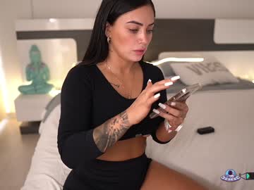 latina cam girl ashlyeroberts01 image #3481930