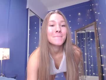 latina cam girl teonasafina__ image #2228930