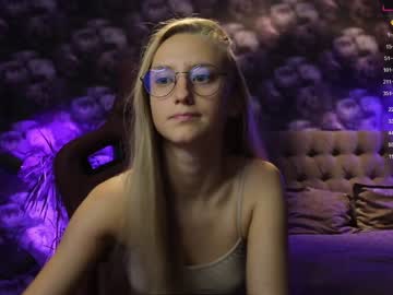 latina cam girl angeellina image #2462244