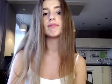 latina cam girl coy_amina_ image #1768528