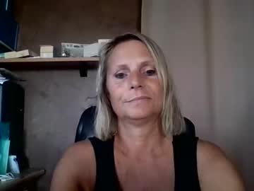 yomu latina cam