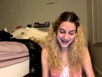 latina cam girl playboybarbie666 image #3182472