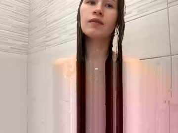 latina cam girl yana_squrel_22 image #3283751