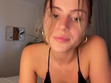 latina cam girl foxyone01 image #4287617