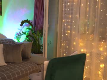 latina cam girl sweety_rinushka_ image #4270353