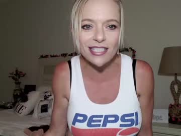 latina cam girl laceycoffeegirl image #2890282