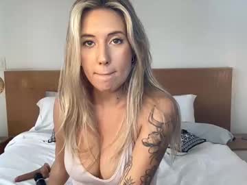 latina cam girl theresasugartits image #2979895