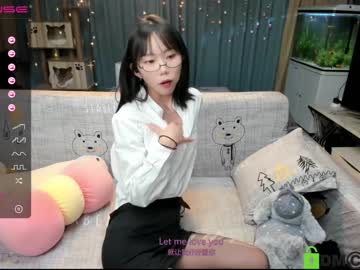 latina cam girl luna_liu520 image #318474