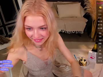 latina cam girl elizabethmad image #3070533