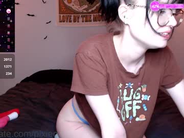 latina cam girl pixiedustr image #4665149