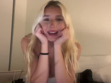 latina cam girl victoriasstreet image #4701565